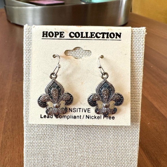 Hope Collection Flur de Lis Earrings - Picture 2 of 6